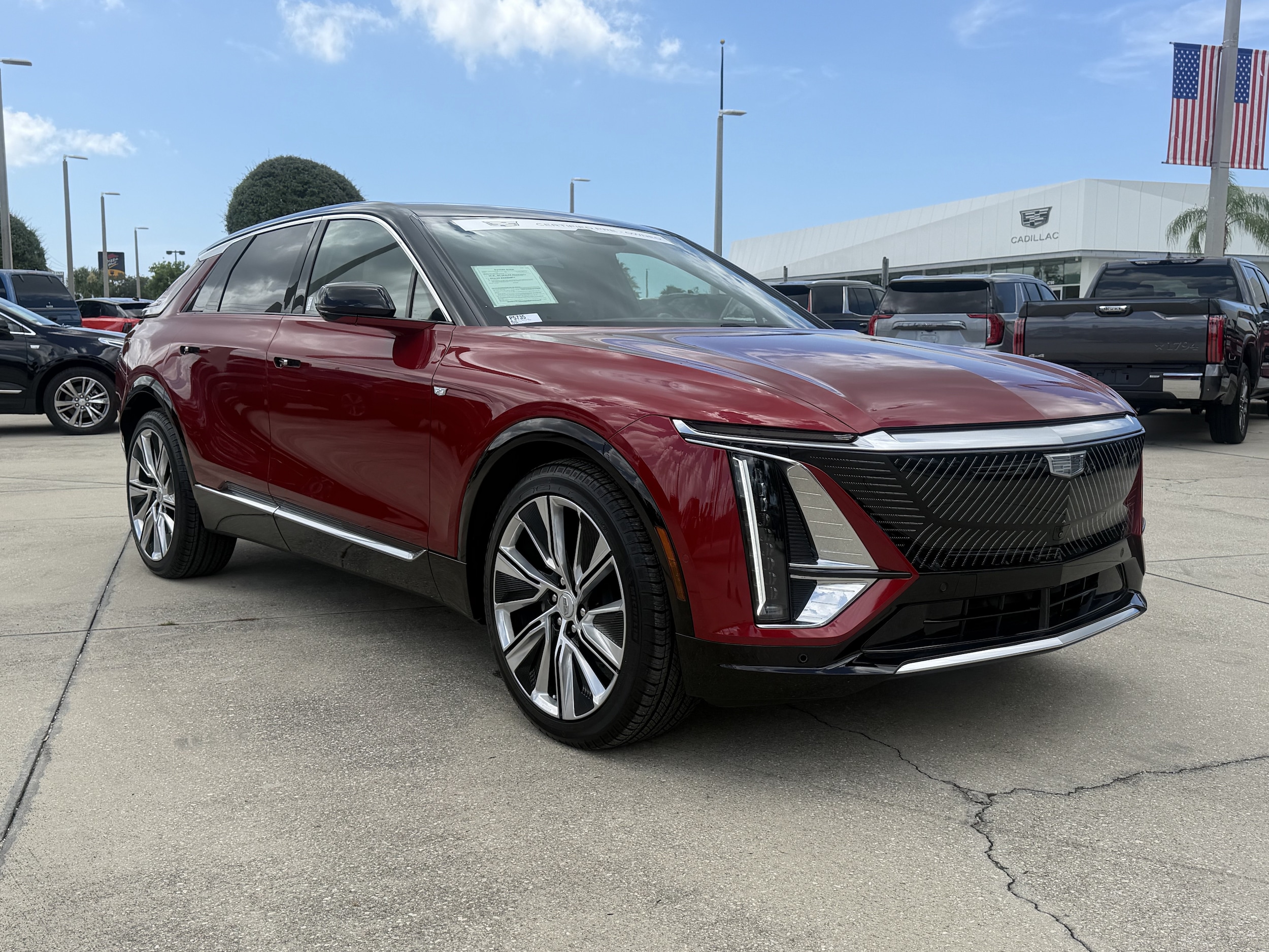 2025 Cadillac LYRIQ