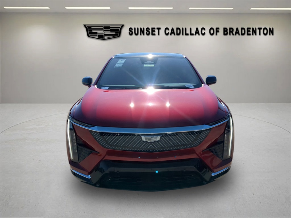 2026 Cadillac OPTIQ Luxury - Photo 2