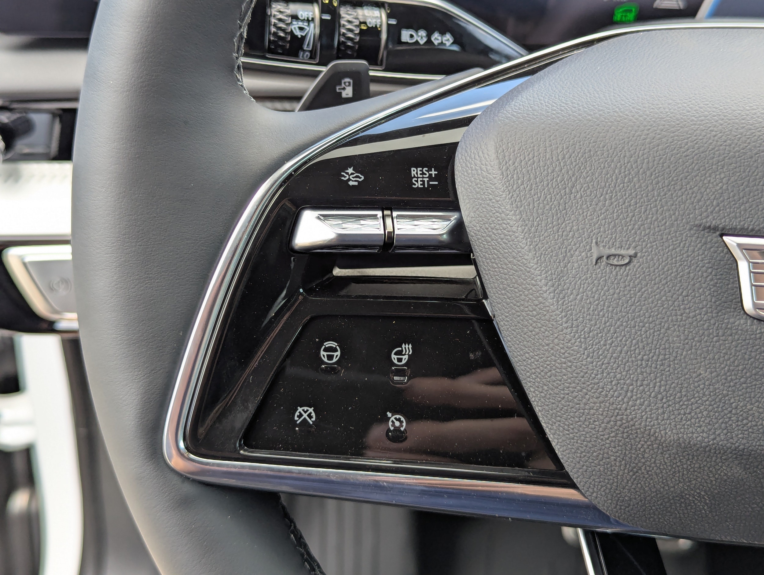2026 Cadillac OPTIQ Sport - Photo 29