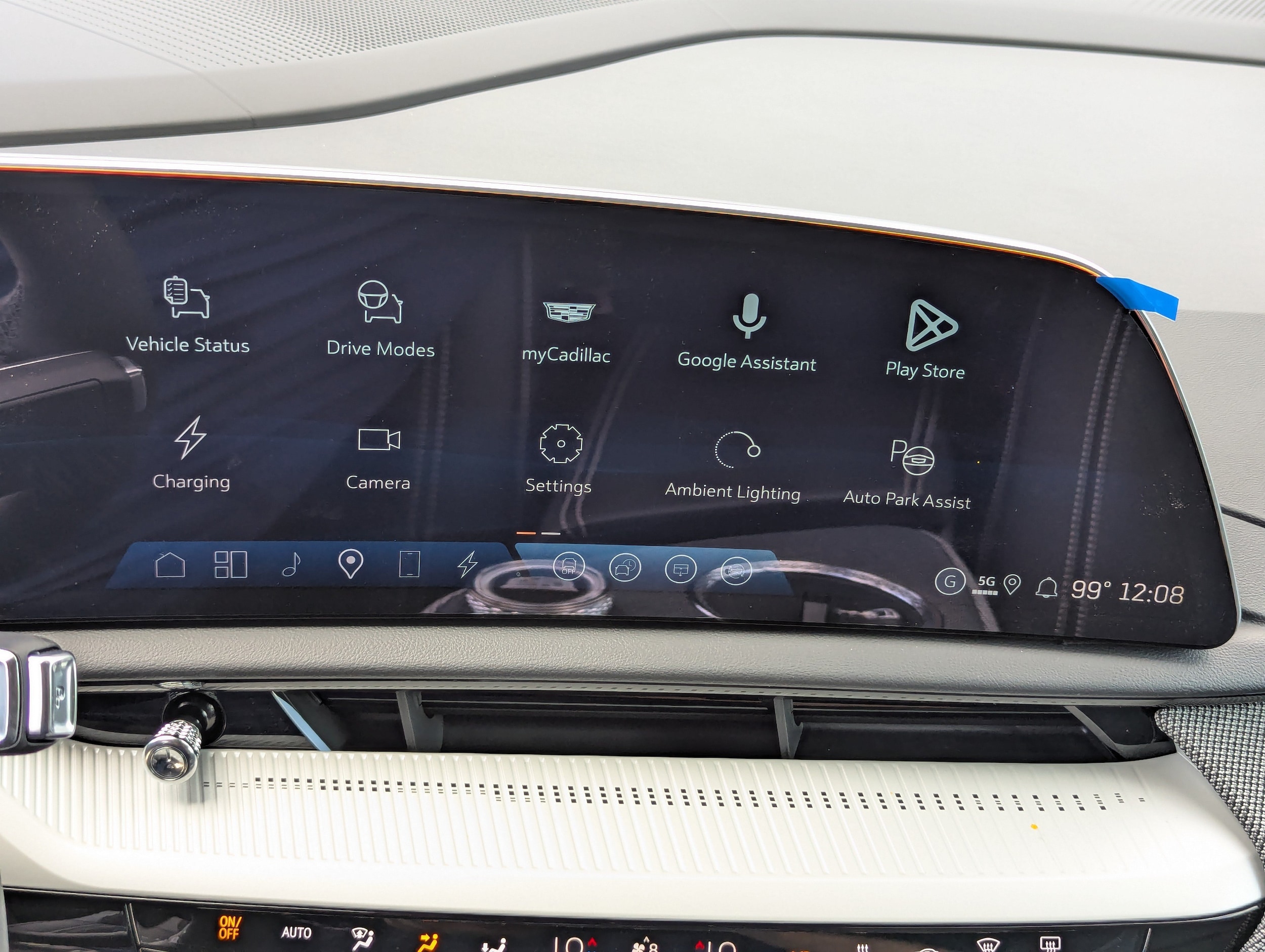 2026 Cadillac OPTIQ Sport - Photo 23