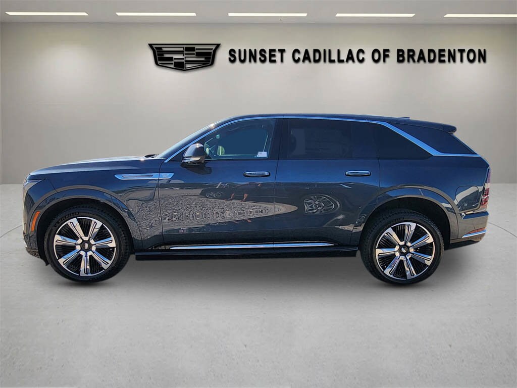 2025 Cadillac Escalade IQ Luxury photo 4