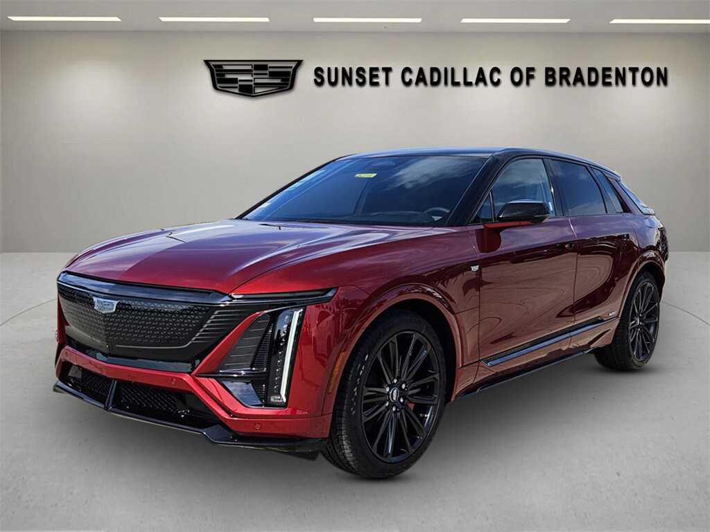 2026 Cadillac Lyriq photo 3
