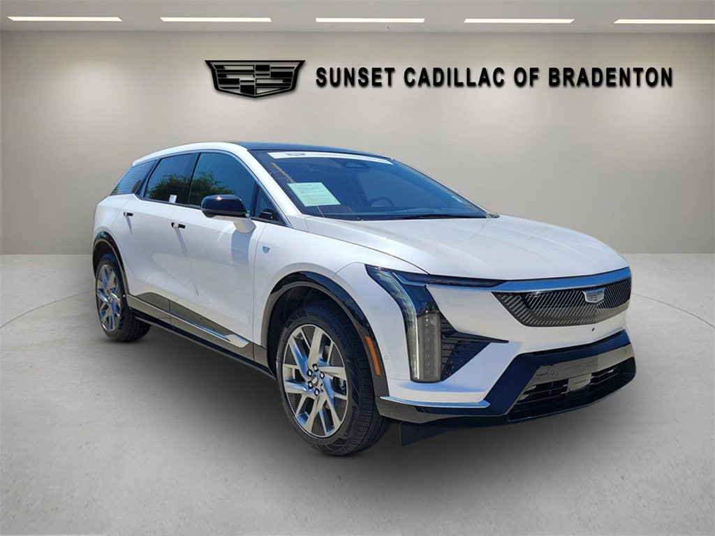 2025 Cadillac Optiq Luxury 2 AWD's photo