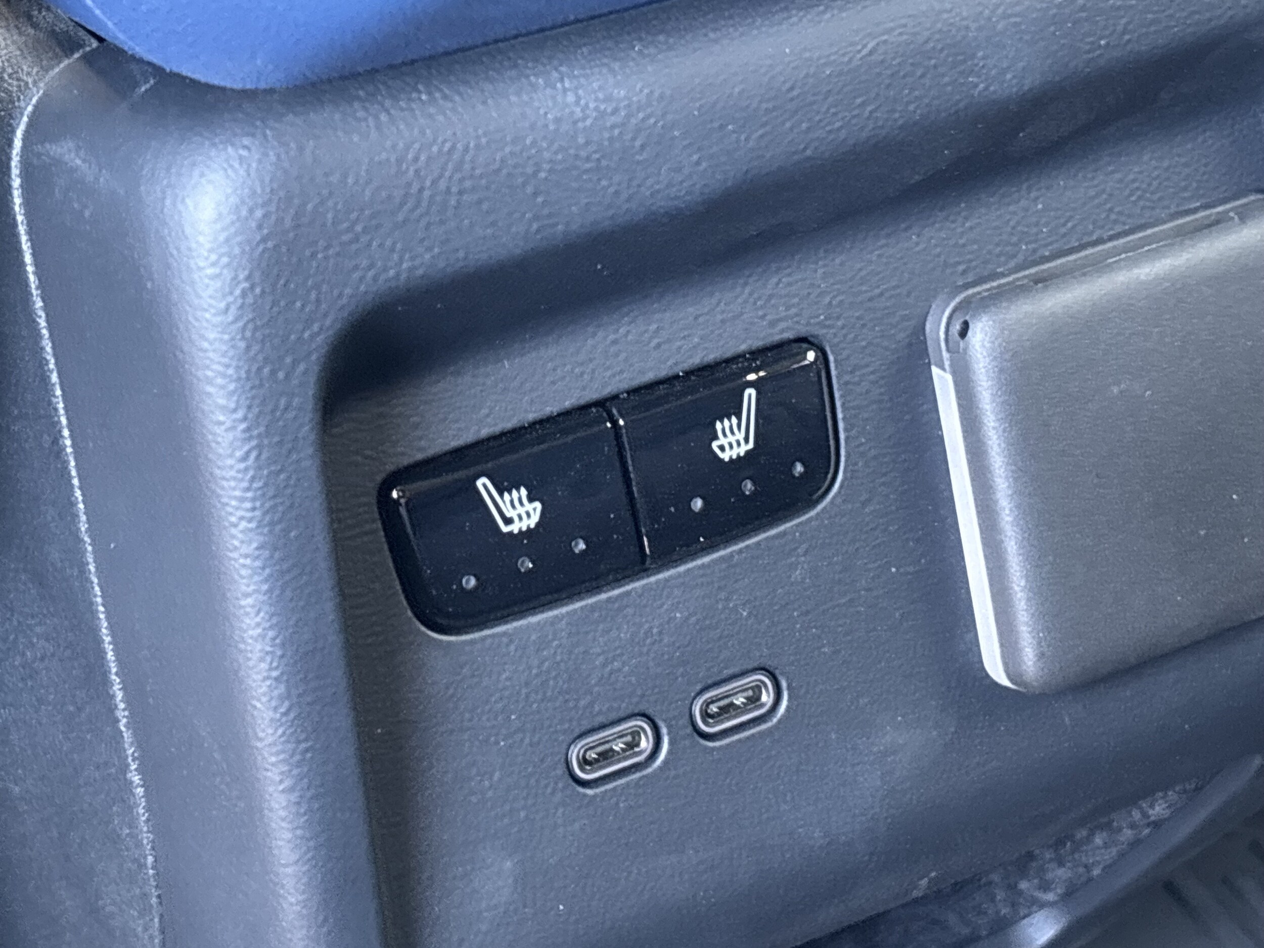 2026 Cadillac OPTIQ Premium Sport - Photo 37