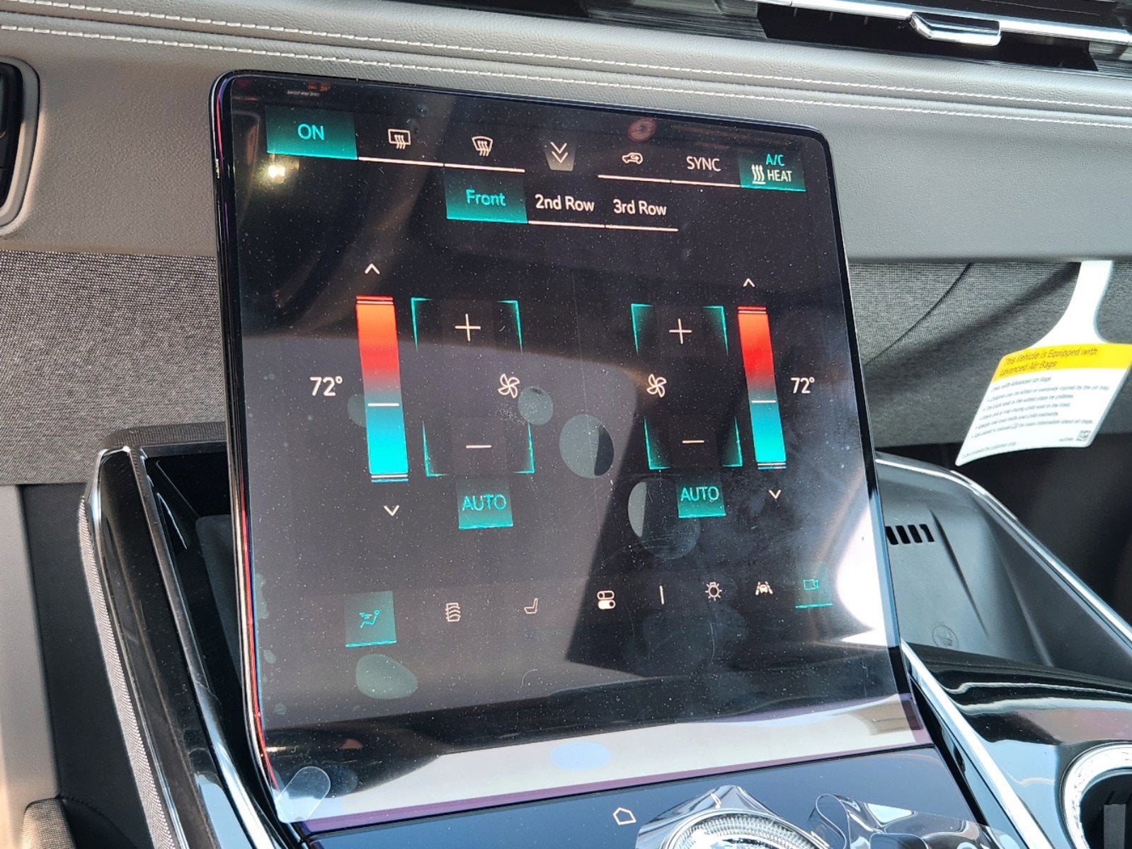 2025 Cadillac Escalade IQ Sport 1 - Photo 30