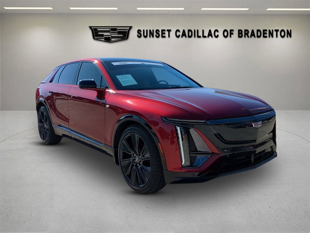 2024 Cadillac LYRIQ Sport 3's photo