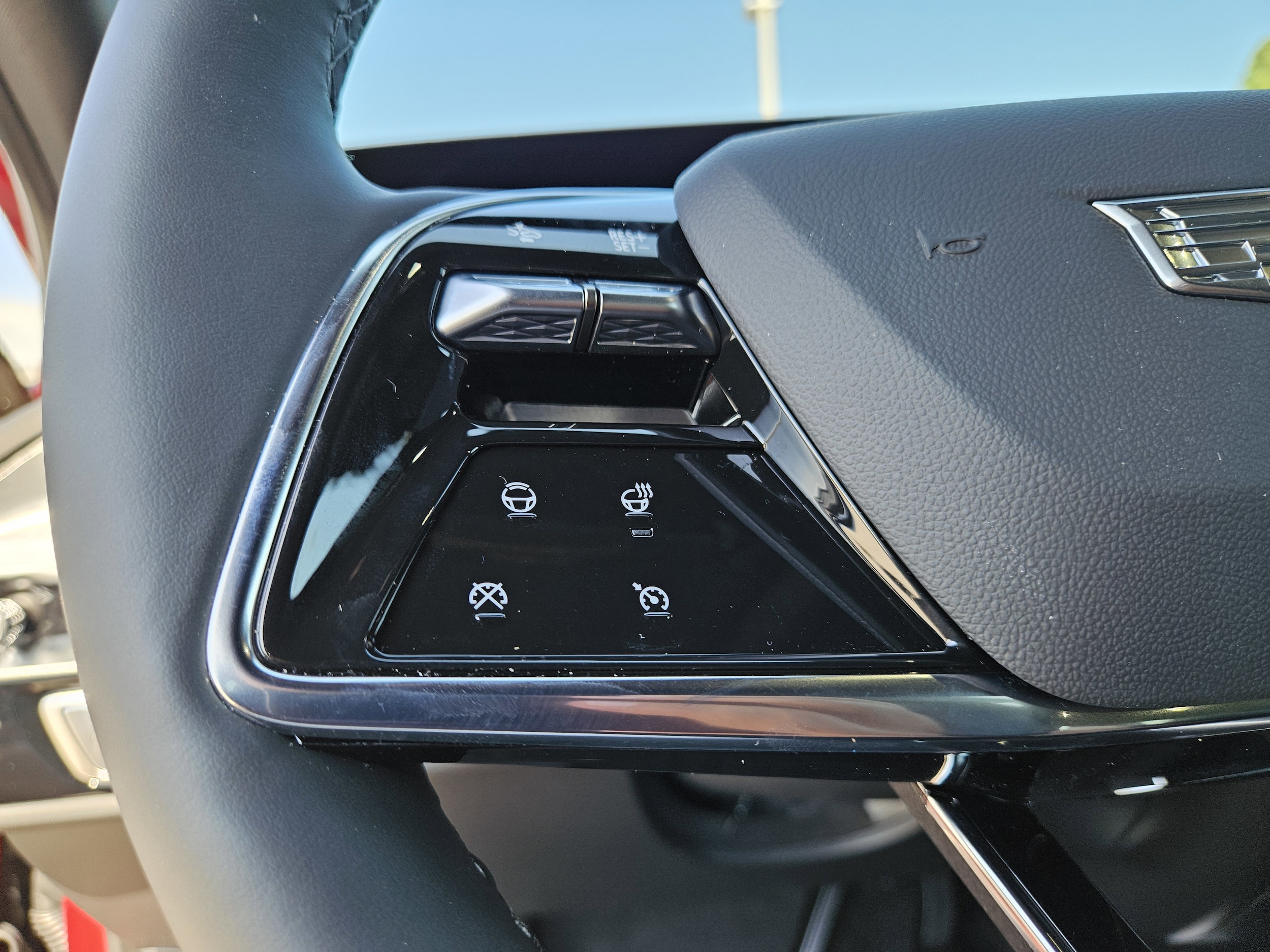 2025 Cadillac LYRIQ Sport 3 - Photo 32