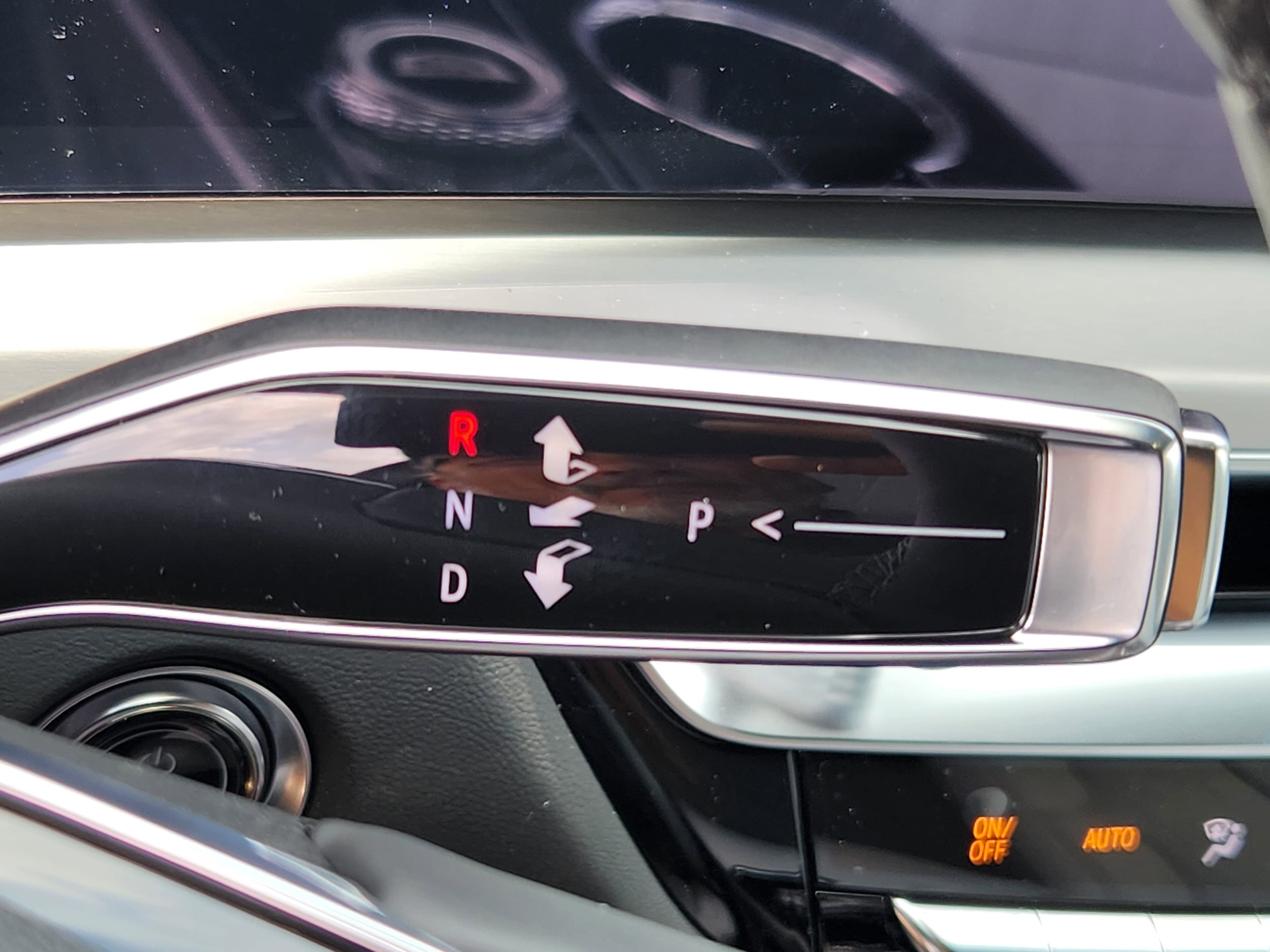 2025 Cadillac LYRIQ Sport 1 - Photo 29