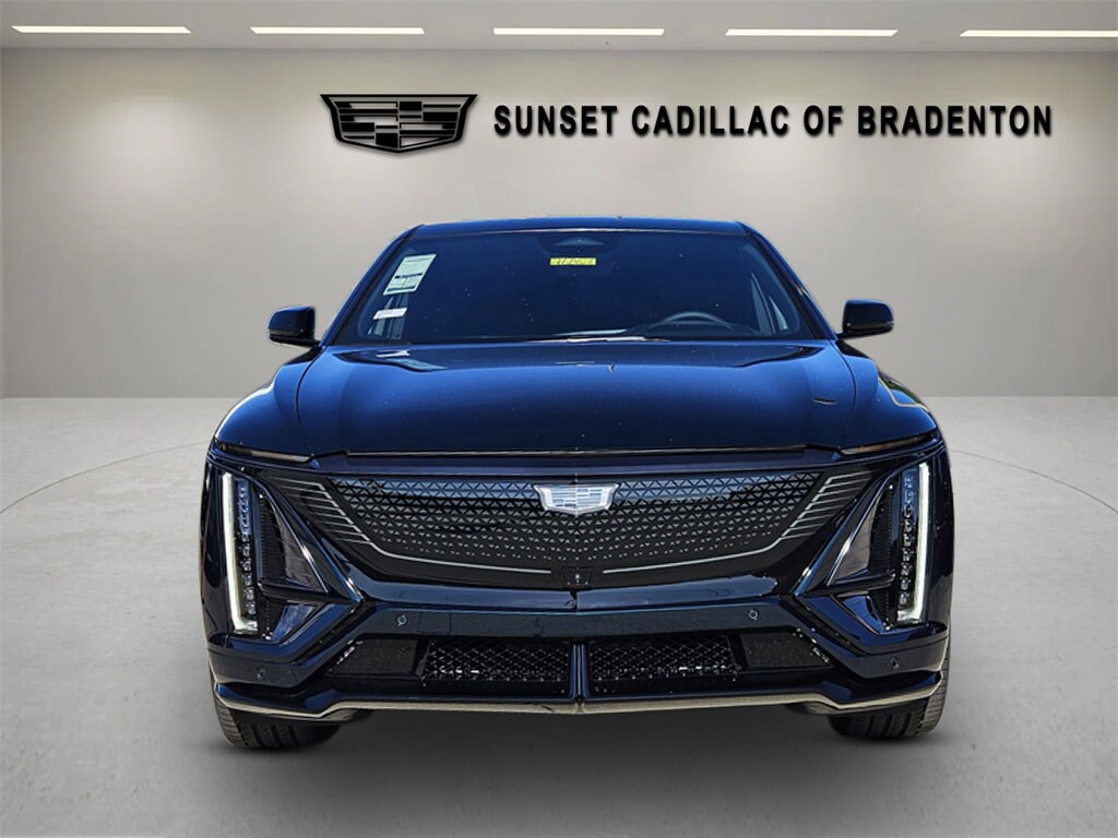 New 2026 CADILLAC LYRIQ V-Series SUV