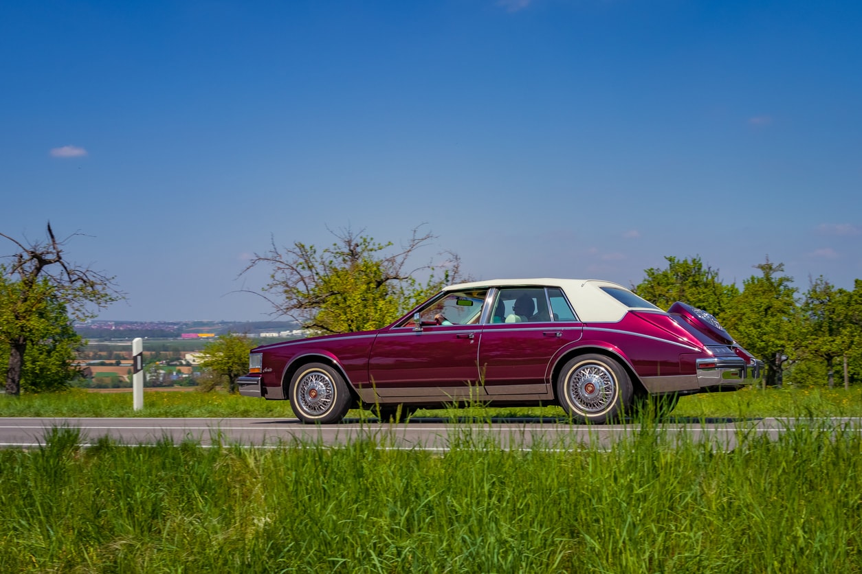 1691555279490-Cadillac Seville.jpg