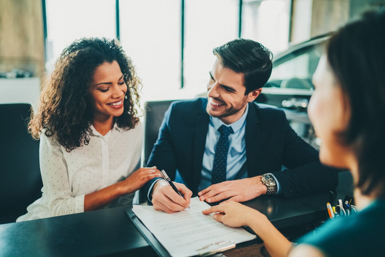 1676335424310-new-car-contract.jpg