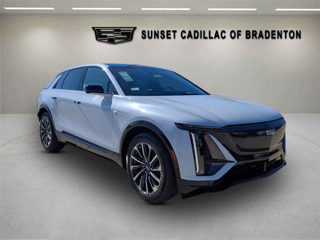 2026 Cadillac LYRIQ Sport's photo