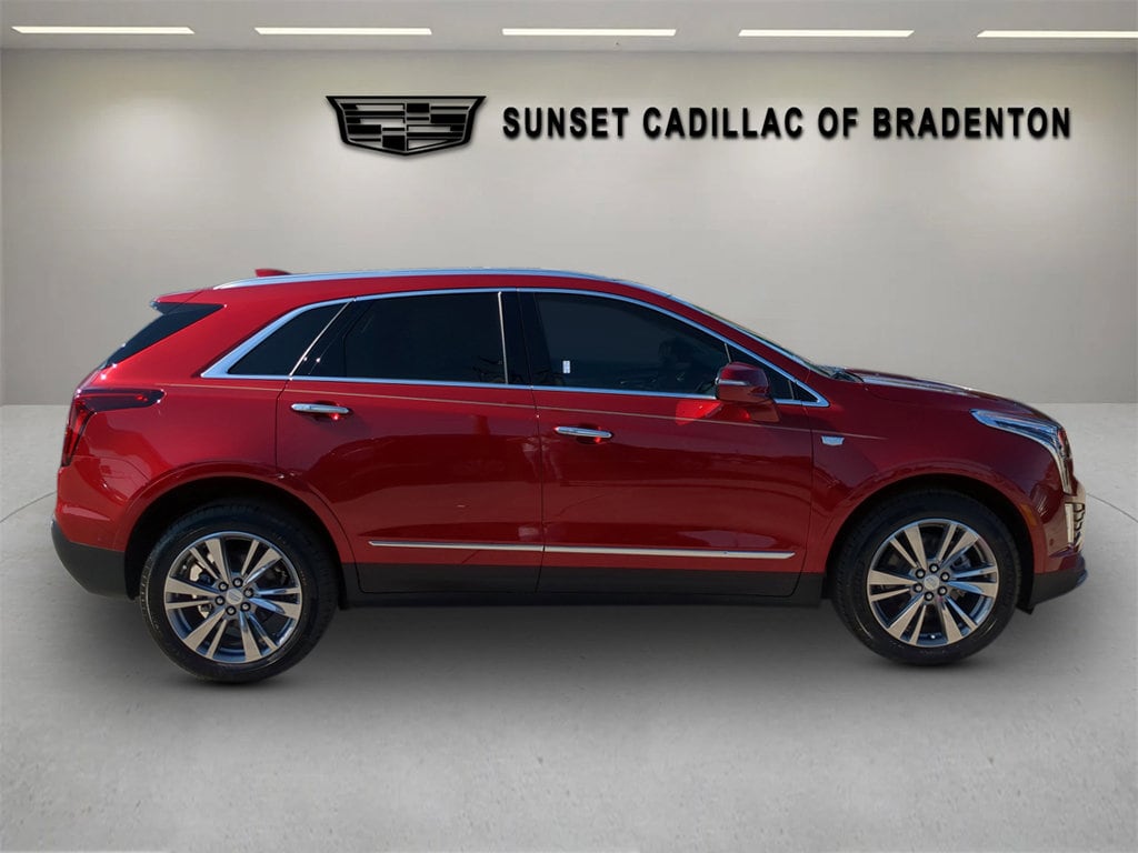 New 2026 CADILLAC XT5 Premium Luxury SUV