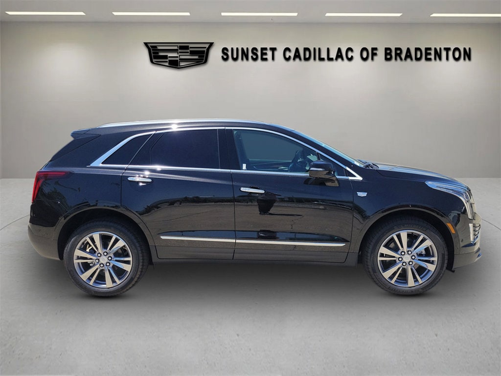 New 2026 CADILLAC XT5 Premium Luxury SUV