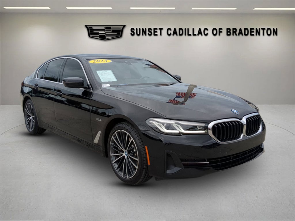2023 BMW 5 Series 530e's photo