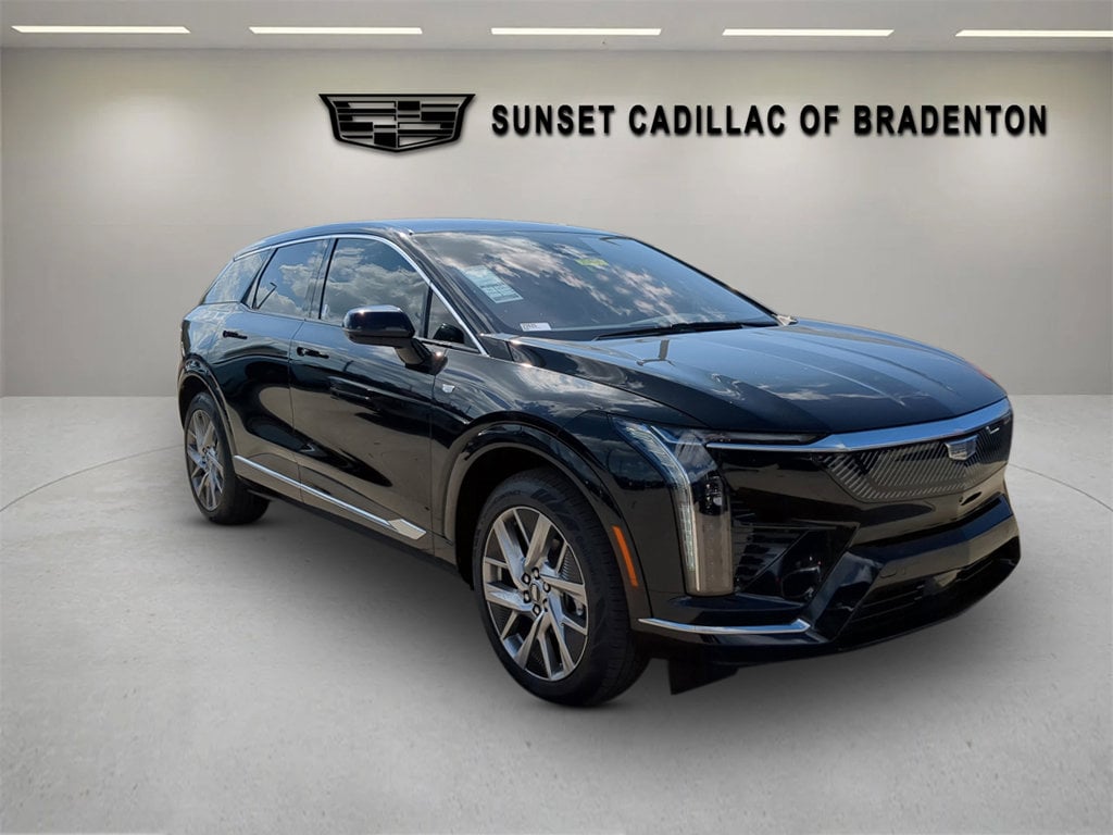 2025 Cadillac OPTIQ Luxury 2's photo