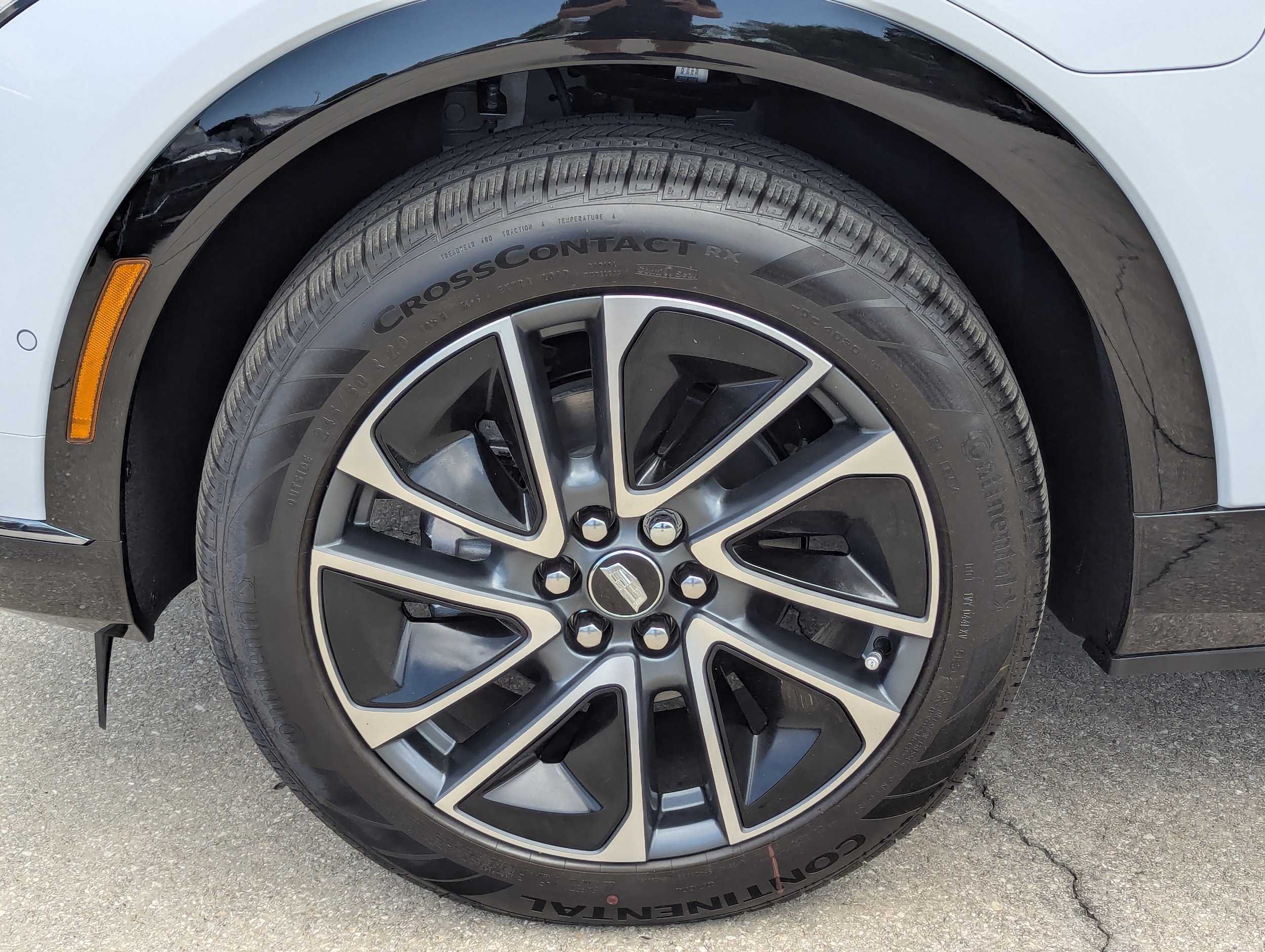 2026 Cadillac OPTIQ Sport - Photo 33