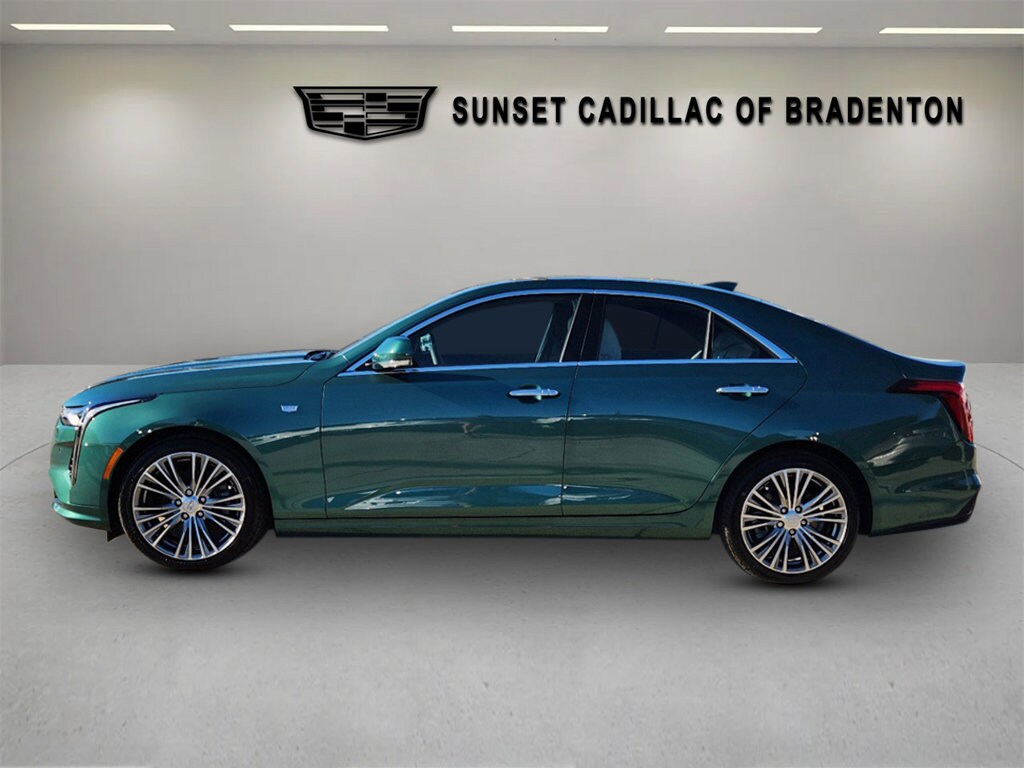 2025 Cadillac CT4 Premium Luxury photo 4