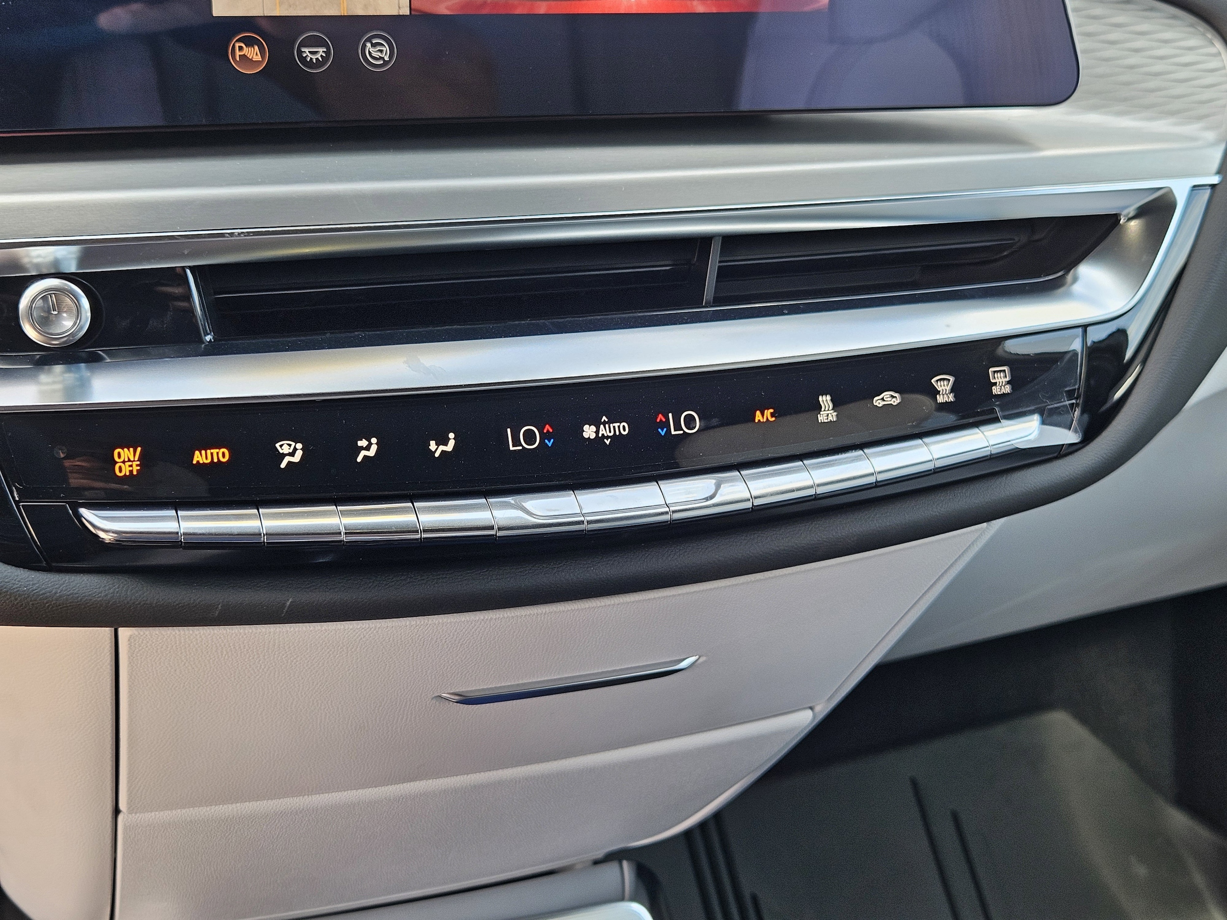 2025 Cadillac LYRIQ Sport 1 - Photo 28
