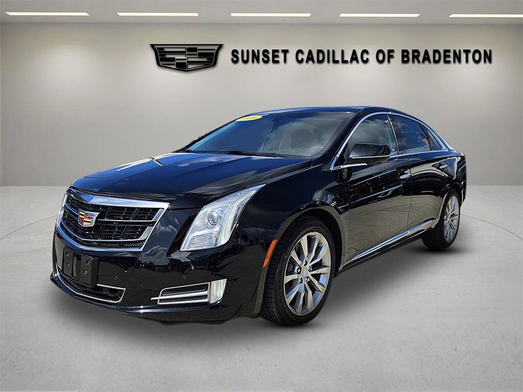 2016 Cadillac XTS Luxury photo 3