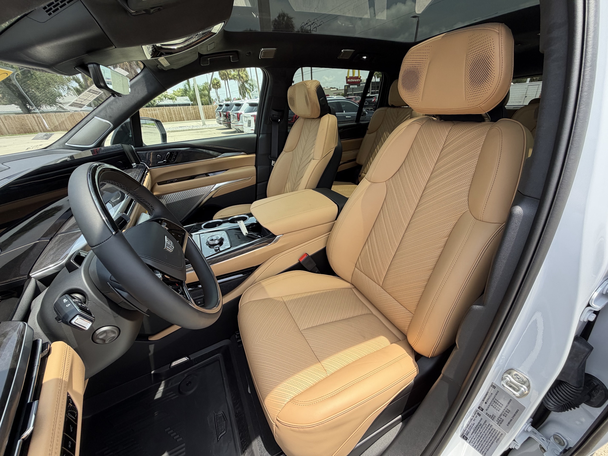 2026 Cadillac Escalade IQ Premium Sport - Photo 9