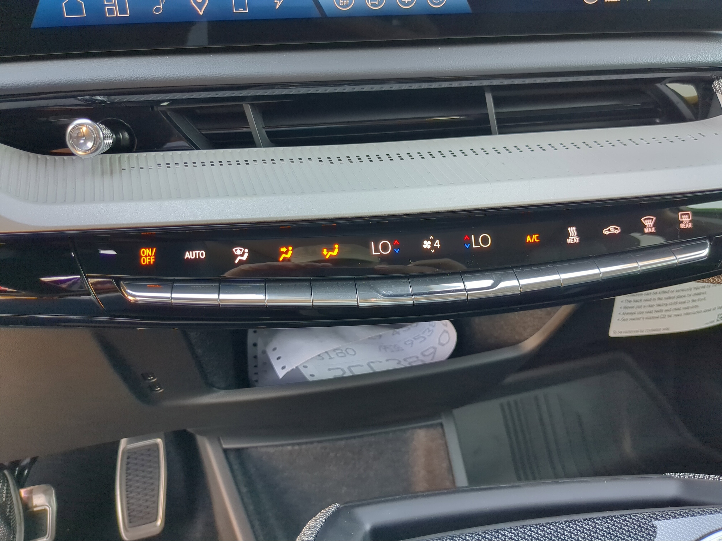 2026 Cadillac OPTIQ Luxury - Photo 28