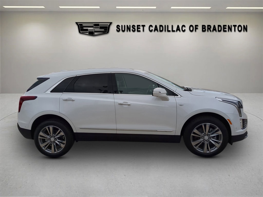 New 2026 CADILLAC XT5 Premium Luxury SUV