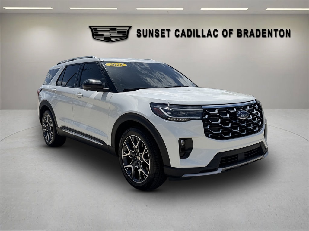 2025 Ford Explorer