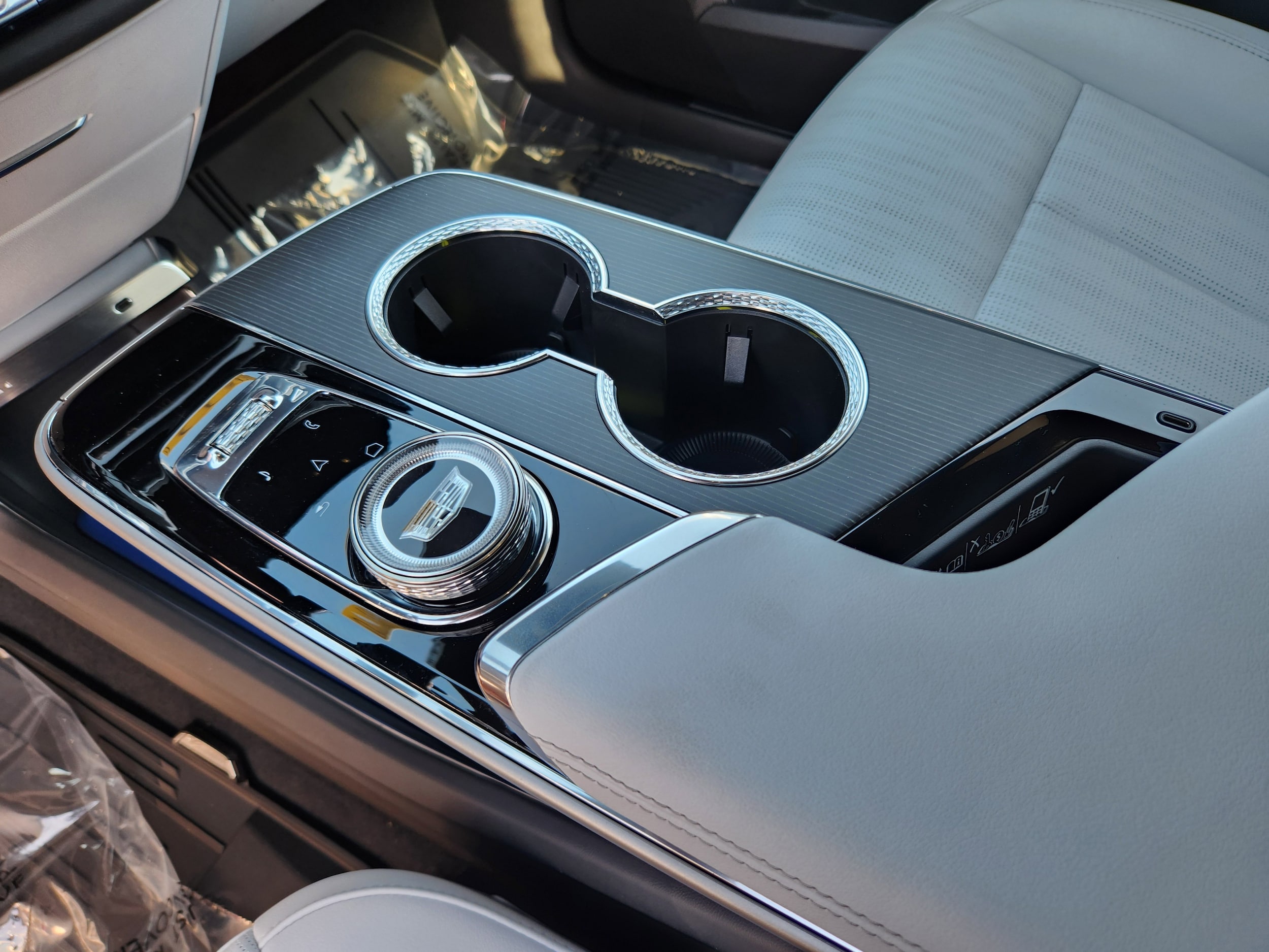 2025 Cadillac LYRIQ Sport 1 - Photo 30