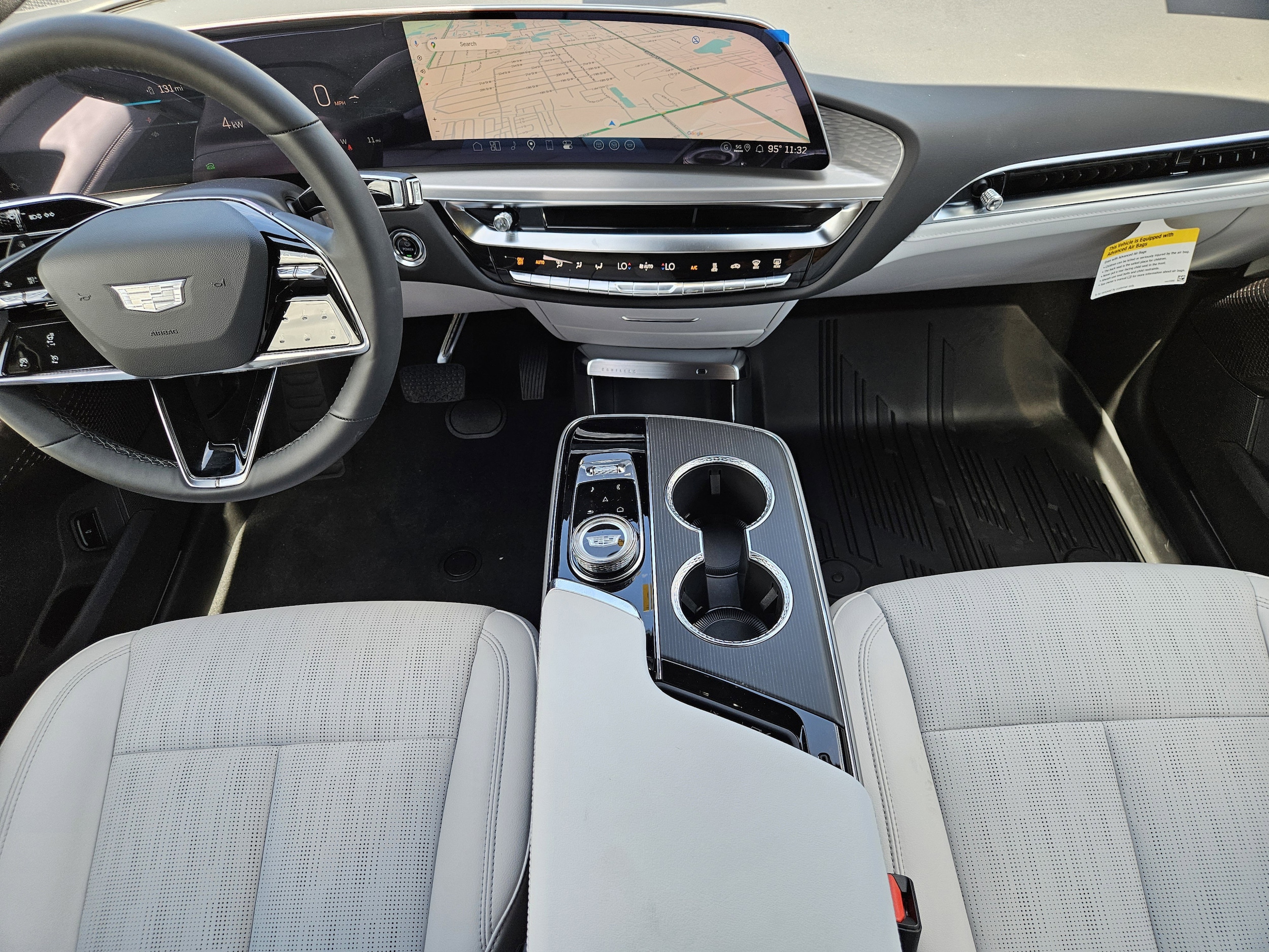 2025 Cadillac LYRIQ Sport 1 - Photo 16