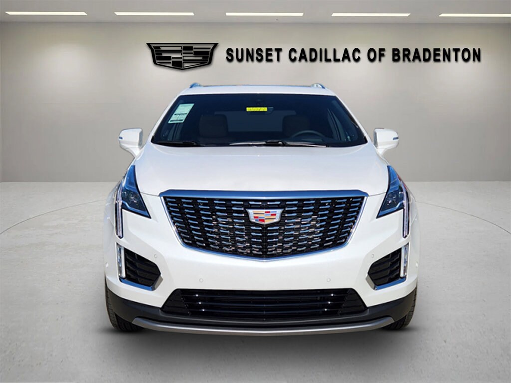 2025 Cadillac XT5 Premium Luxury photo 2