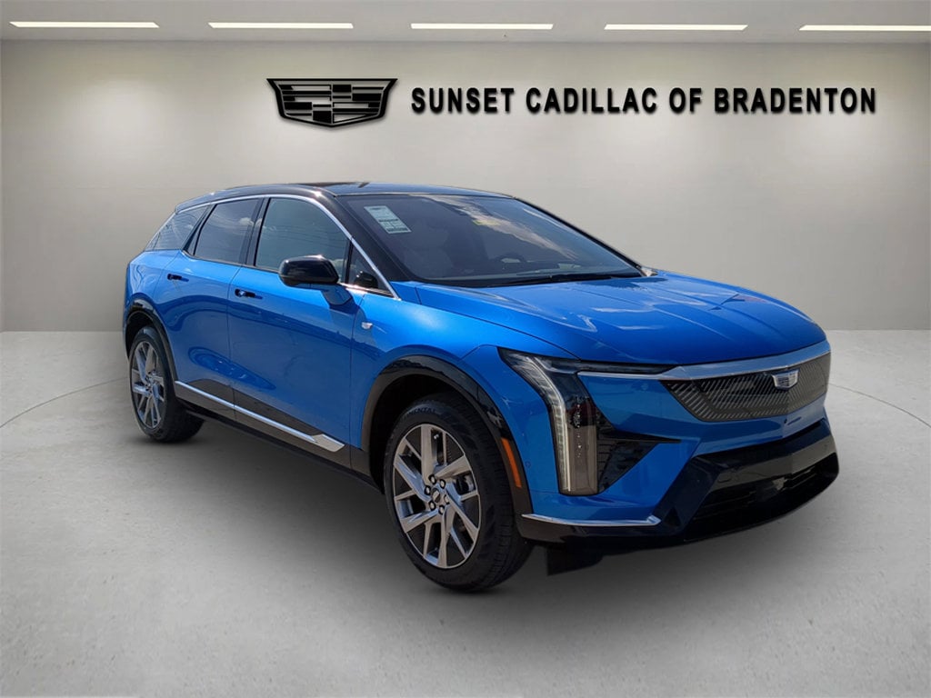 2026 Cadillac OPTIQ Luxury's photo