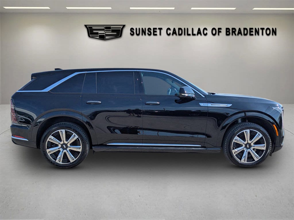 2025 Cadillac Escalade IQ Luxury 1 - Photo 8