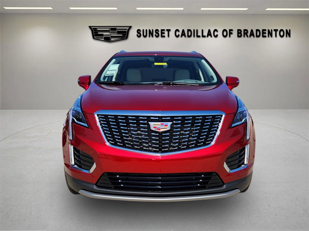 2025 Cadillac XT5 Premium Luxury photo 2