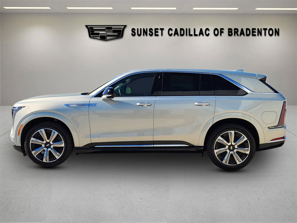 2025 Cadillac Escalade IQ Luxury photo 4