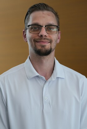 Staff member ROBERT CZARNY from d3f9187fc701