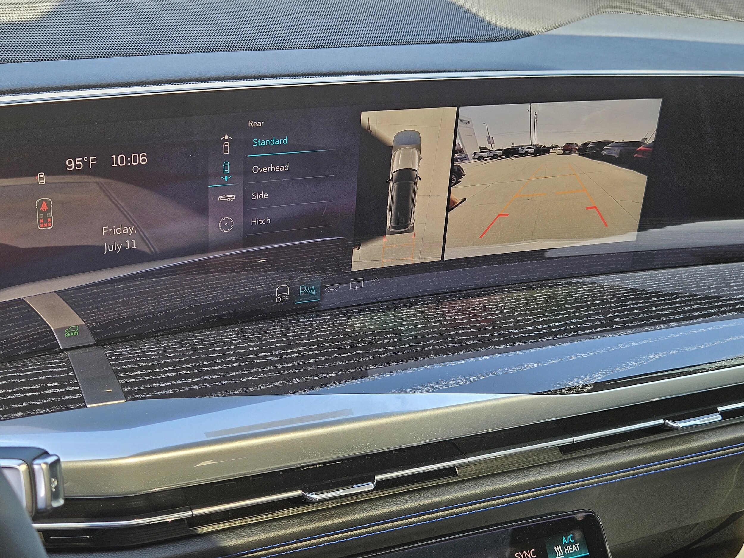 2025 Cadillac Escalade IQ Sport 1 - Photo 28