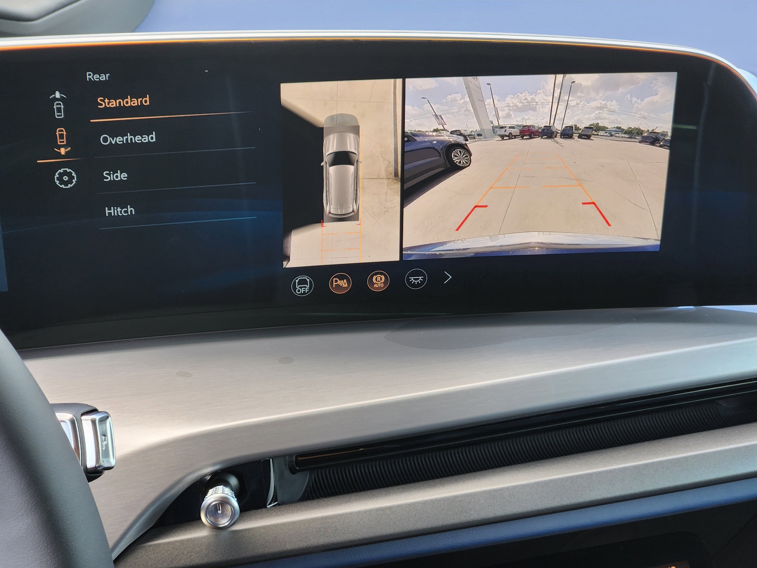 2026 Cadillac VISTIQ Premium Luxury - Photo 28