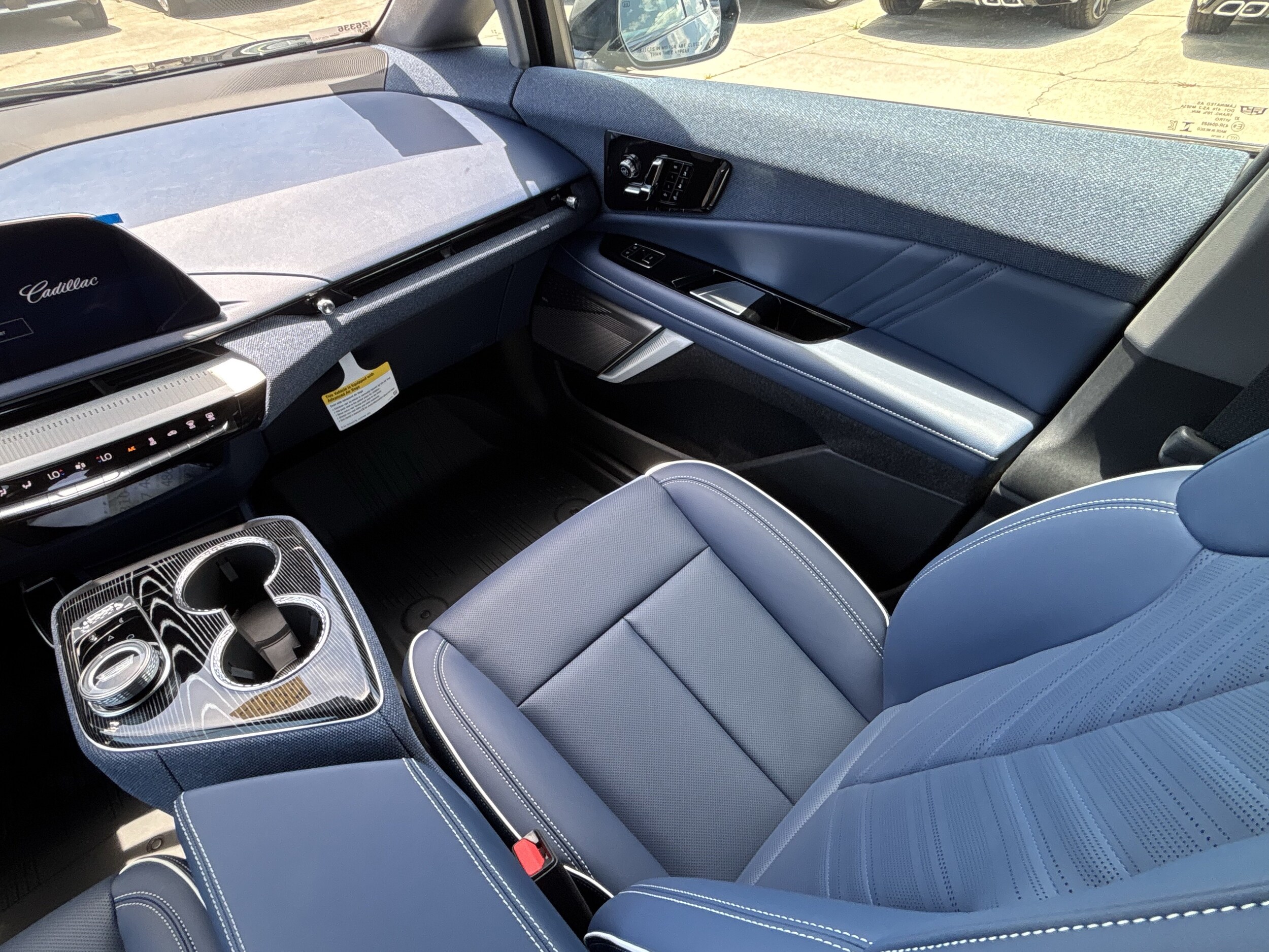 2026 Cadillac OPTIQ Premium Sport - Photo 35
