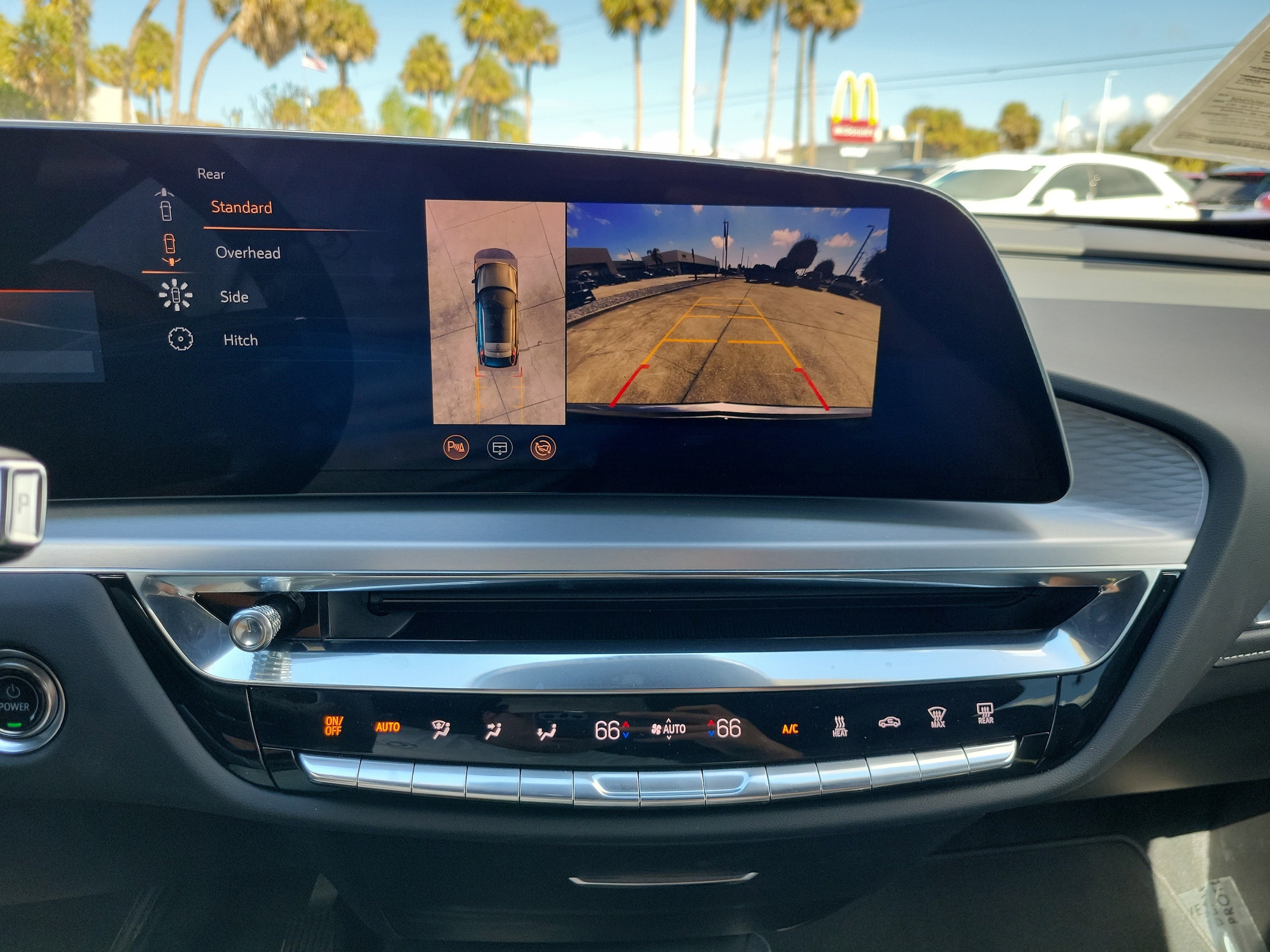 2025 Cadillac LYRIQ Luxury 1 - Photo 21