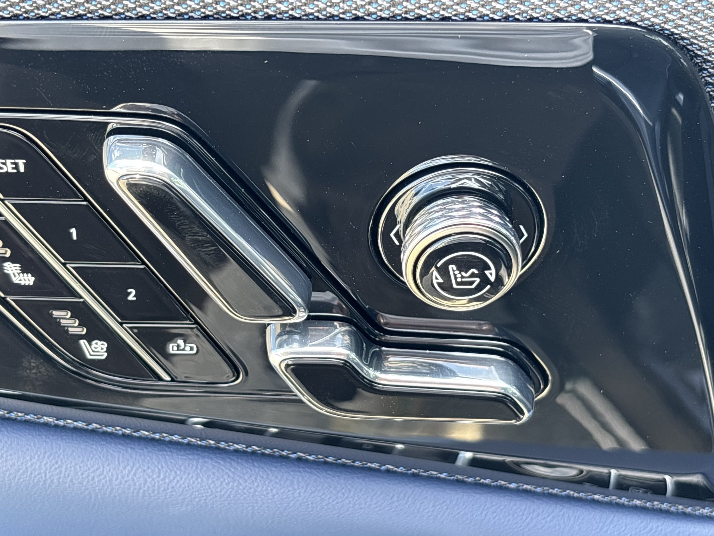 2026 Cadillac OPTIQ Premium Sport - Photo 17