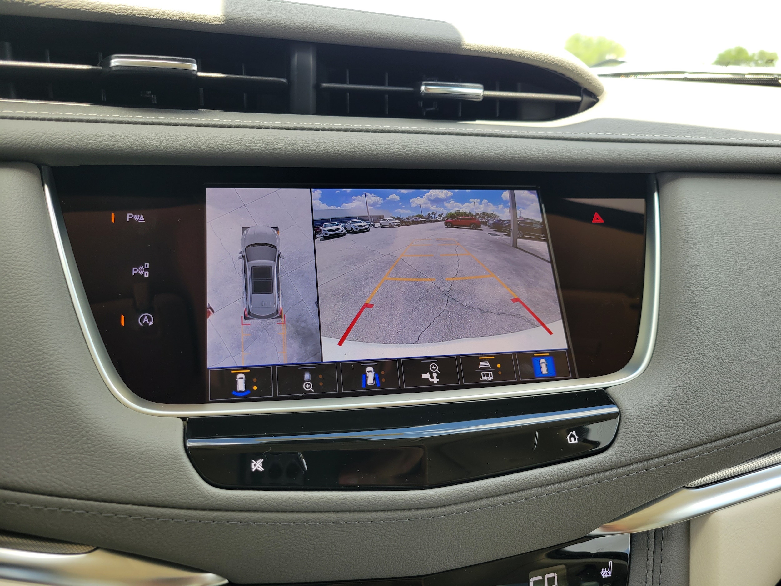 2026 Cadillac XT5 Premium Luxury - Photo 23