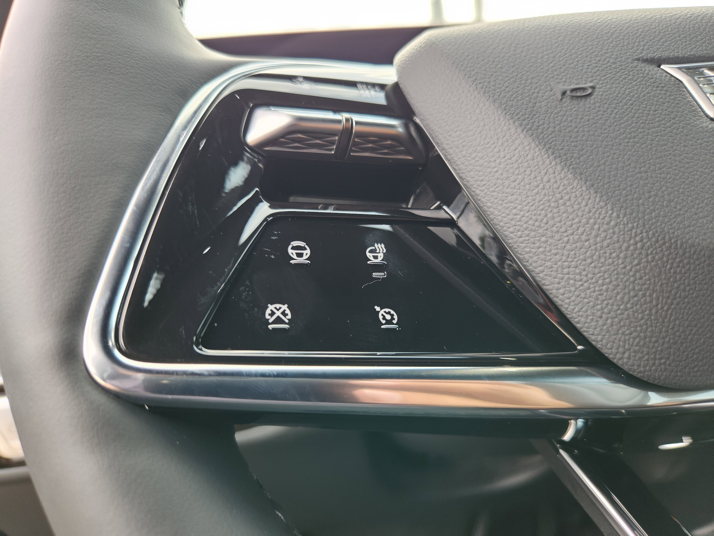 2025 Cadillac LYRIQ Sport 3 - Photo 32