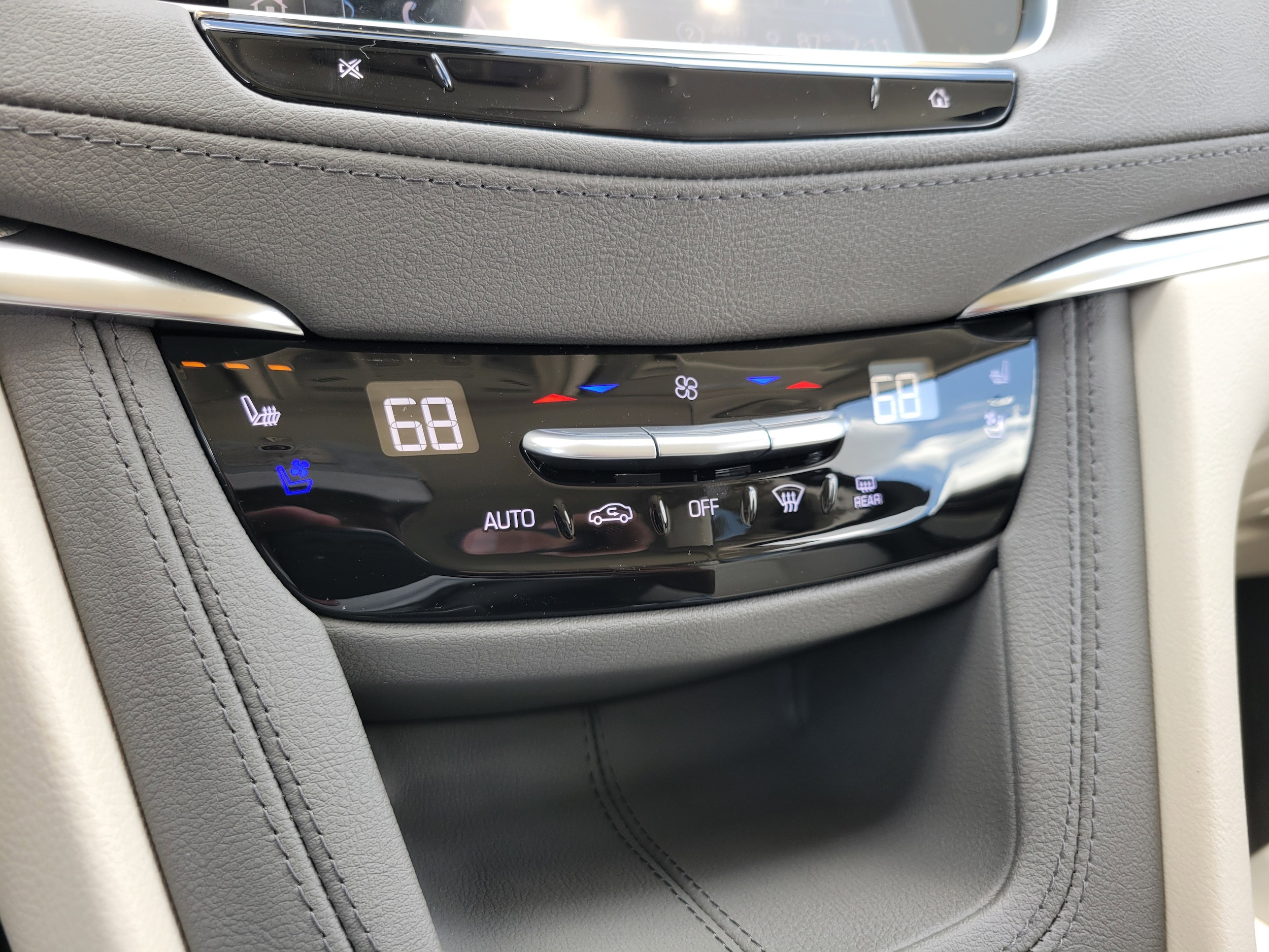 2026 Cadillac XT5 Premium Luxury - Photo 25
