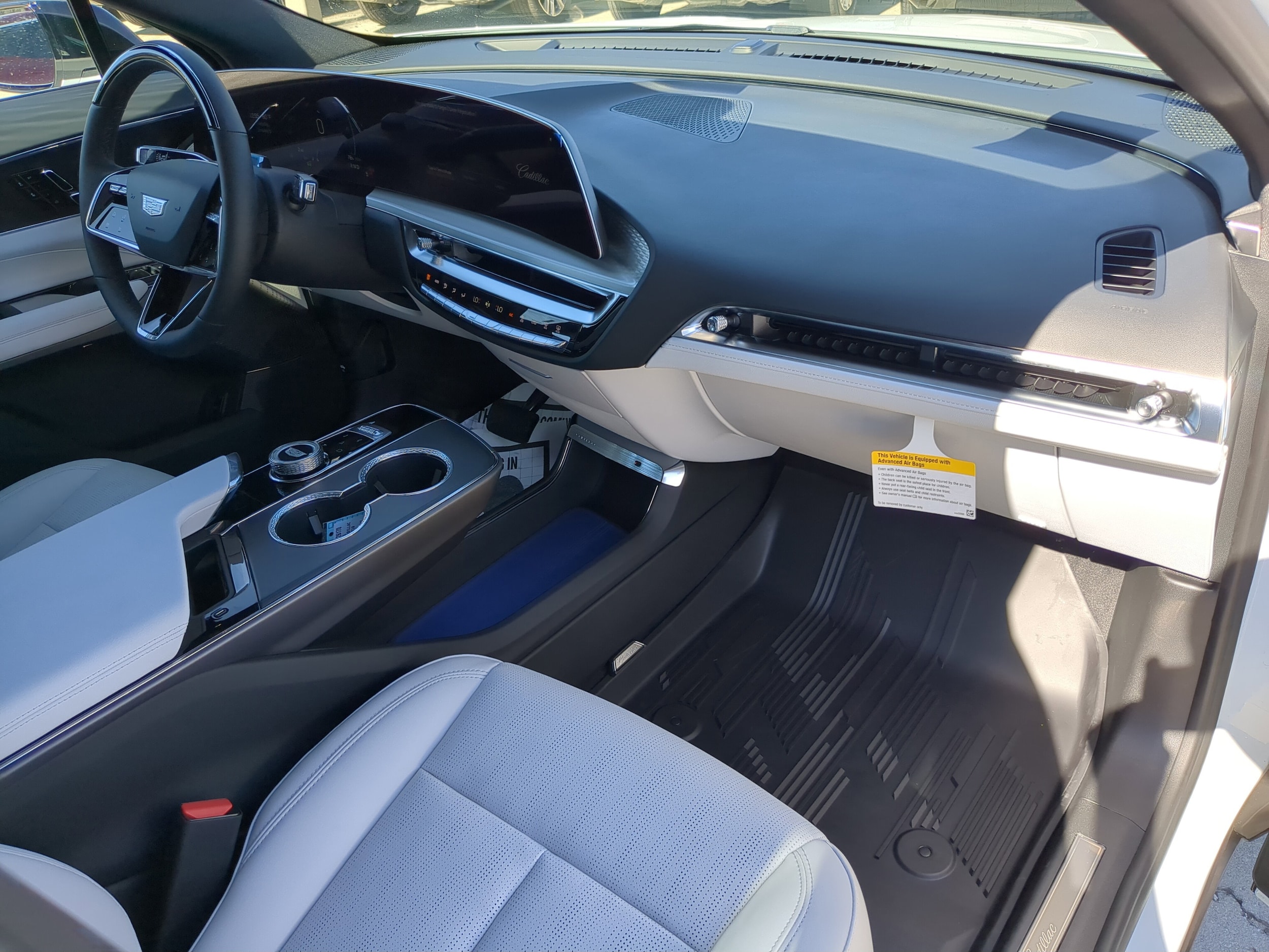2026 Cadillac LYRIQ Sport - Photo 11