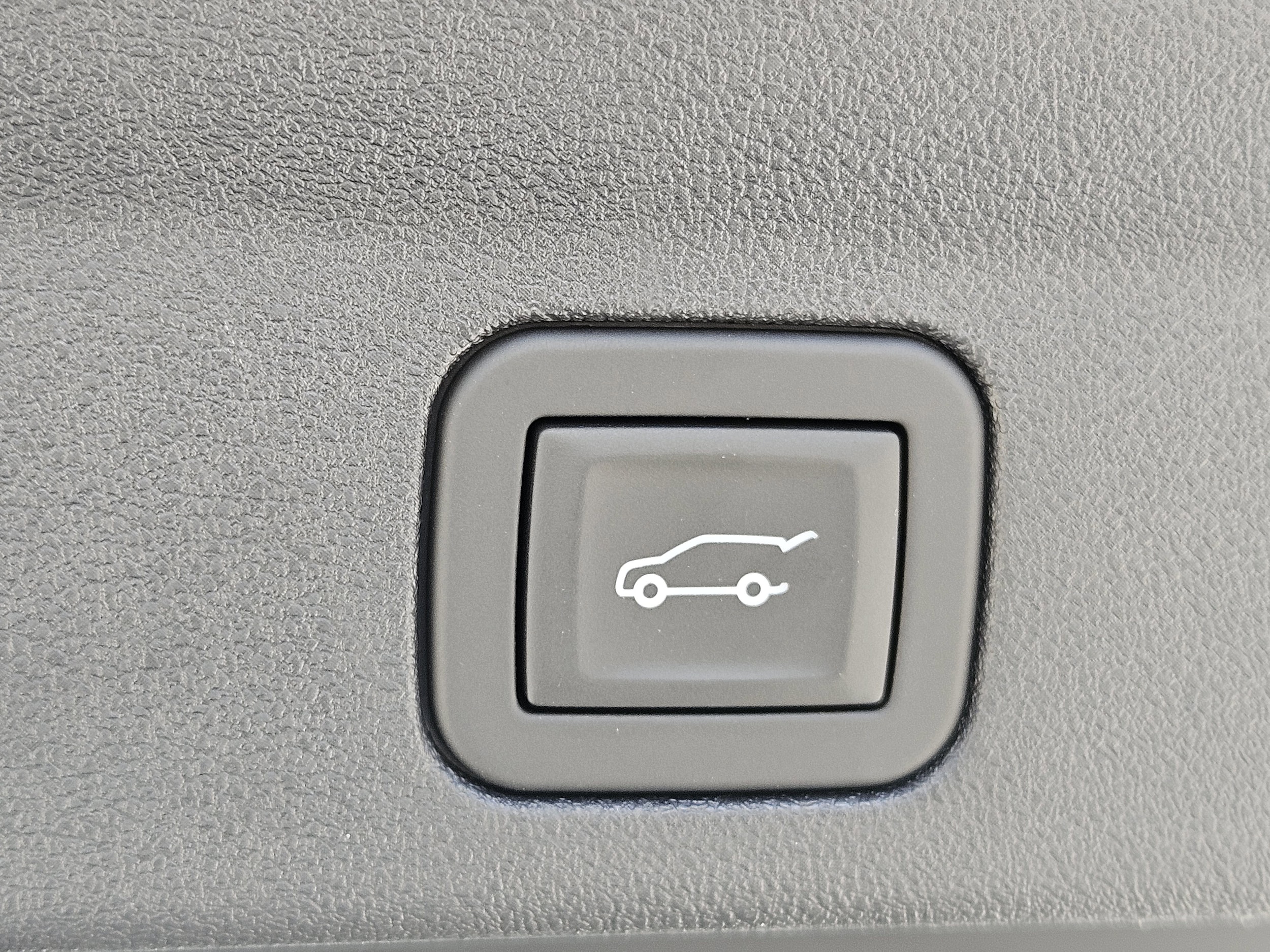 2025 Cadillac Escalade IQ Sport 1 - Photo 13