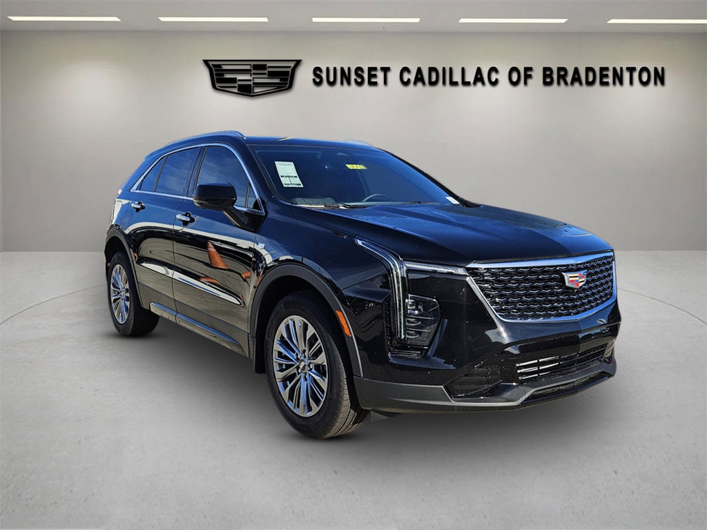 2025 Cadillac XT4 Premium Luxury
