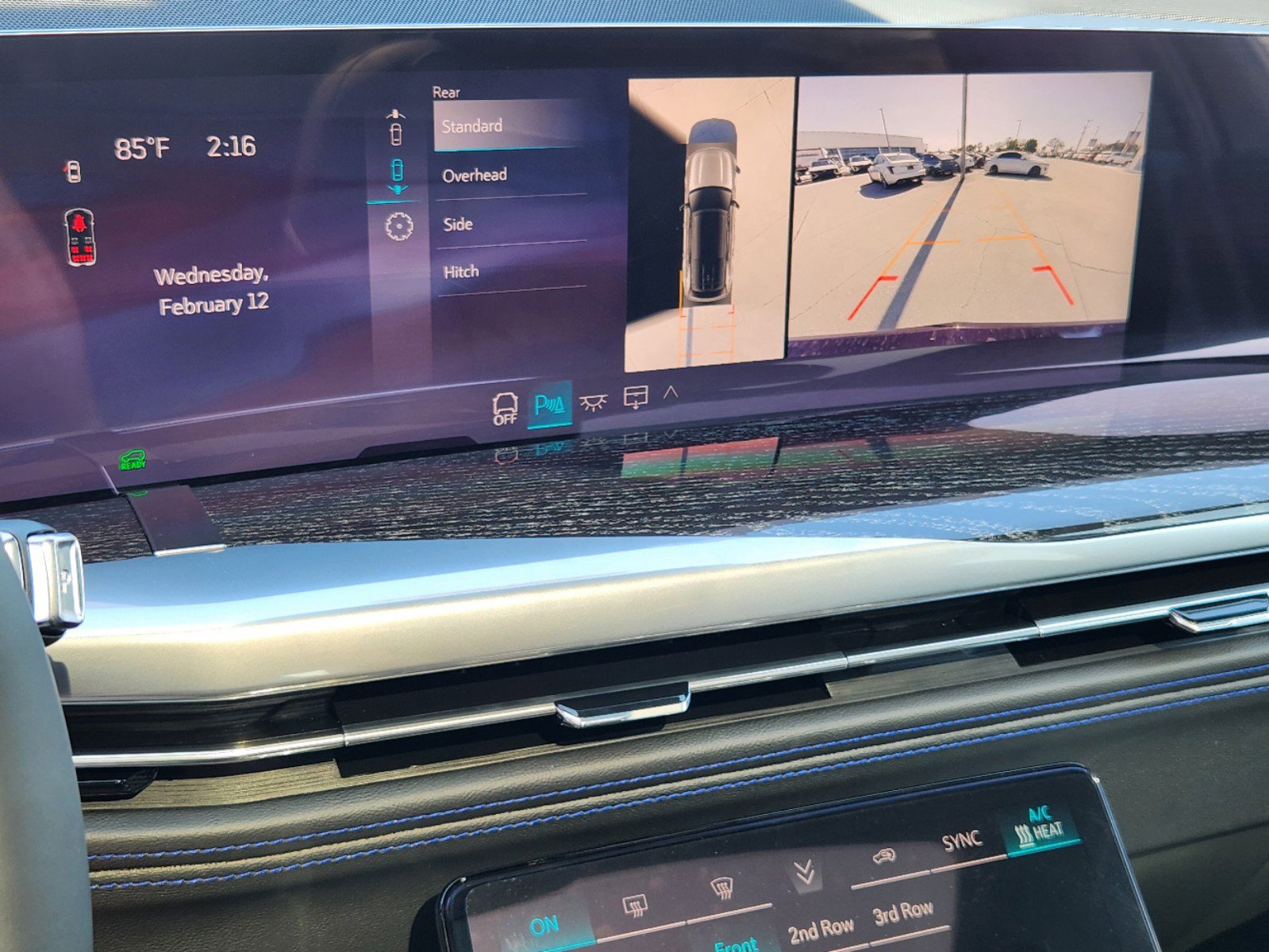 2025 Cadillac Escalade IQ Sport 1 - Photo 27