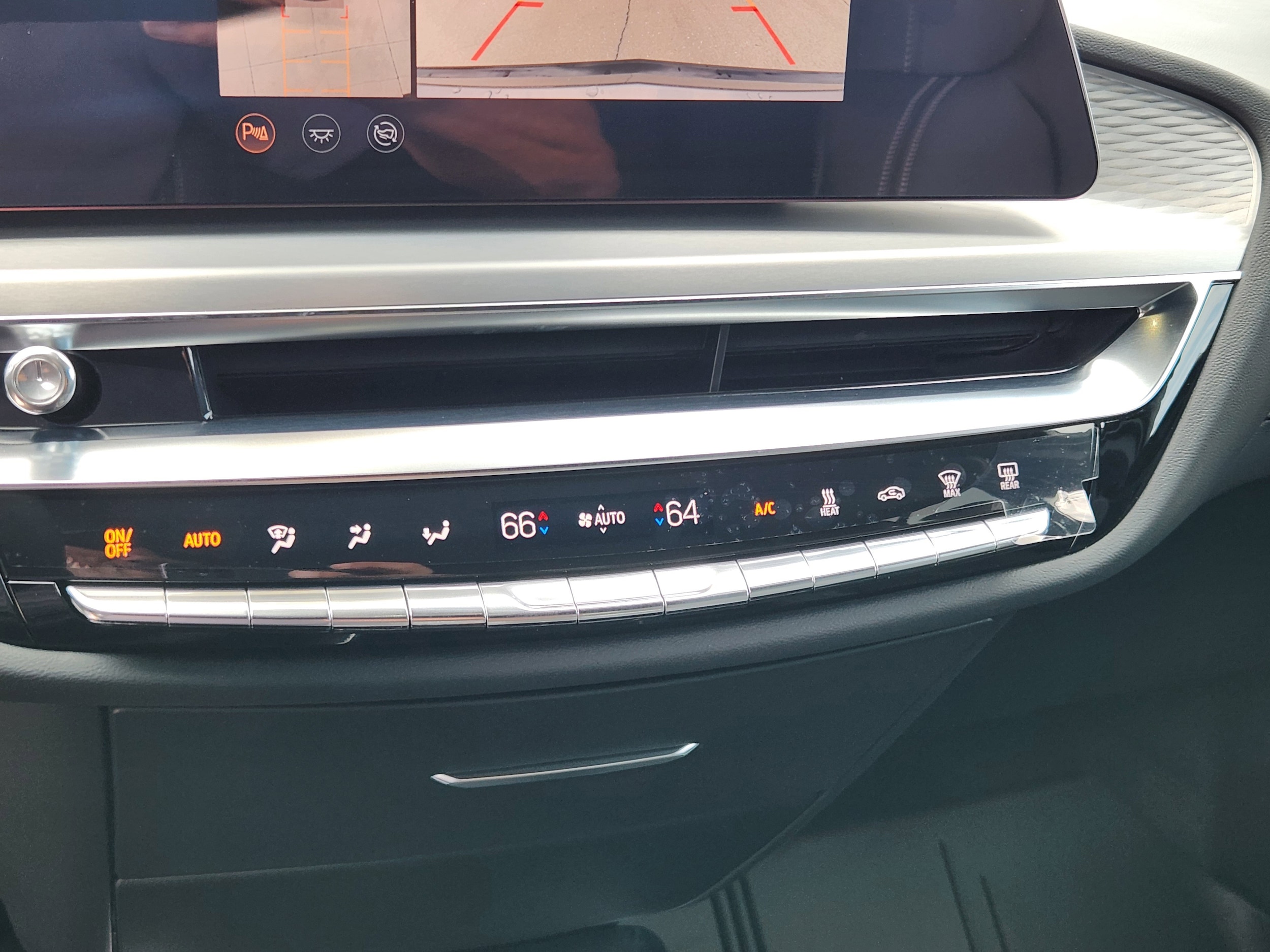 2025 Cadillac LYRIQ Sport 3 - Photo 28