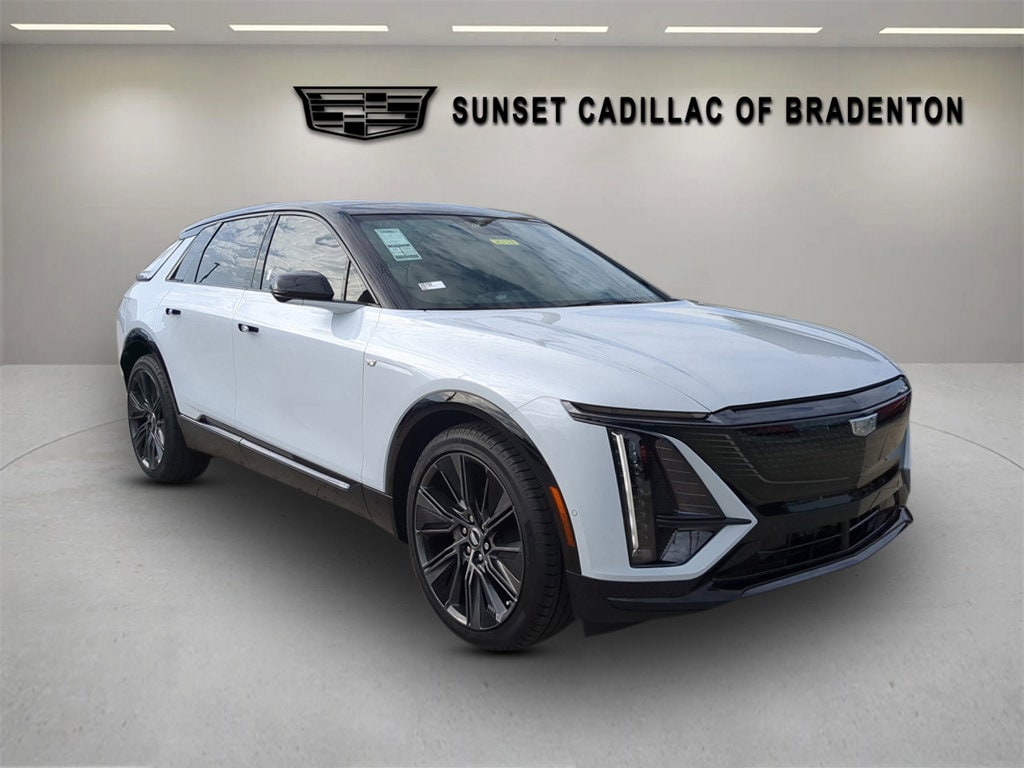 2026 Cadillac LYRIQ Signature Sport's photo